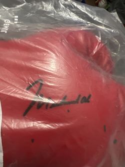 Muhammad Ali Signed Glove