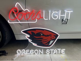 Oregon State Beavers / Coors Light Neon Sign – 28” x 28” – Works Perfect!