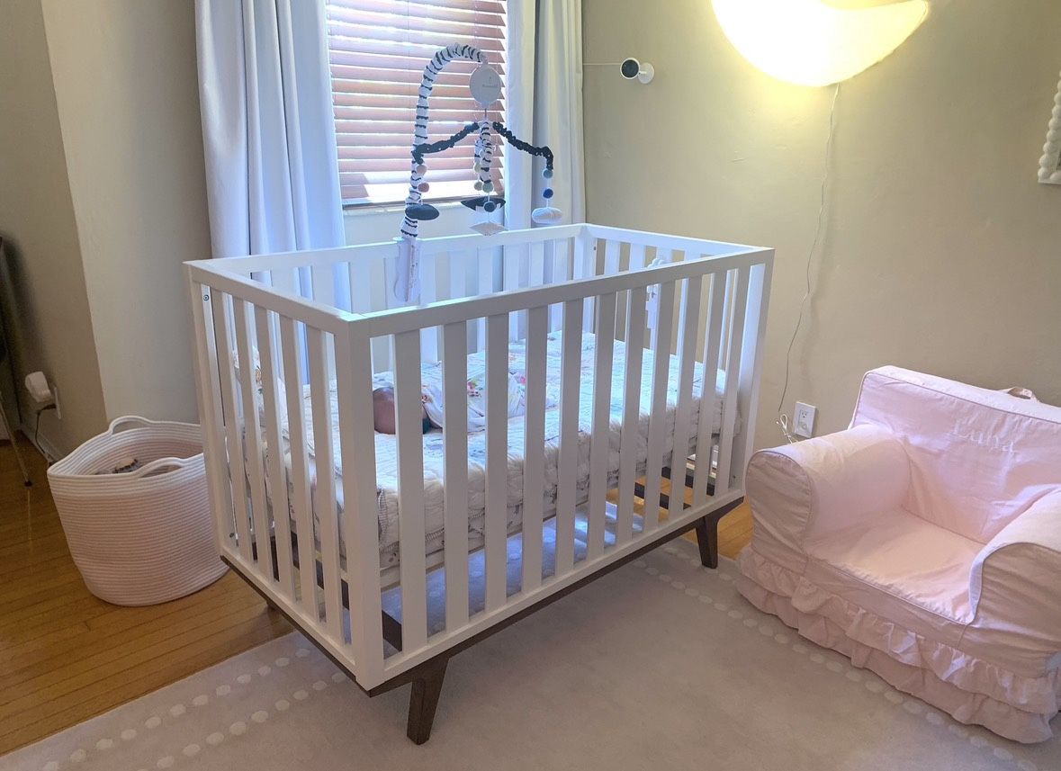 Pottery Barn Kids Modern Crib + Toddler Conversion Kit