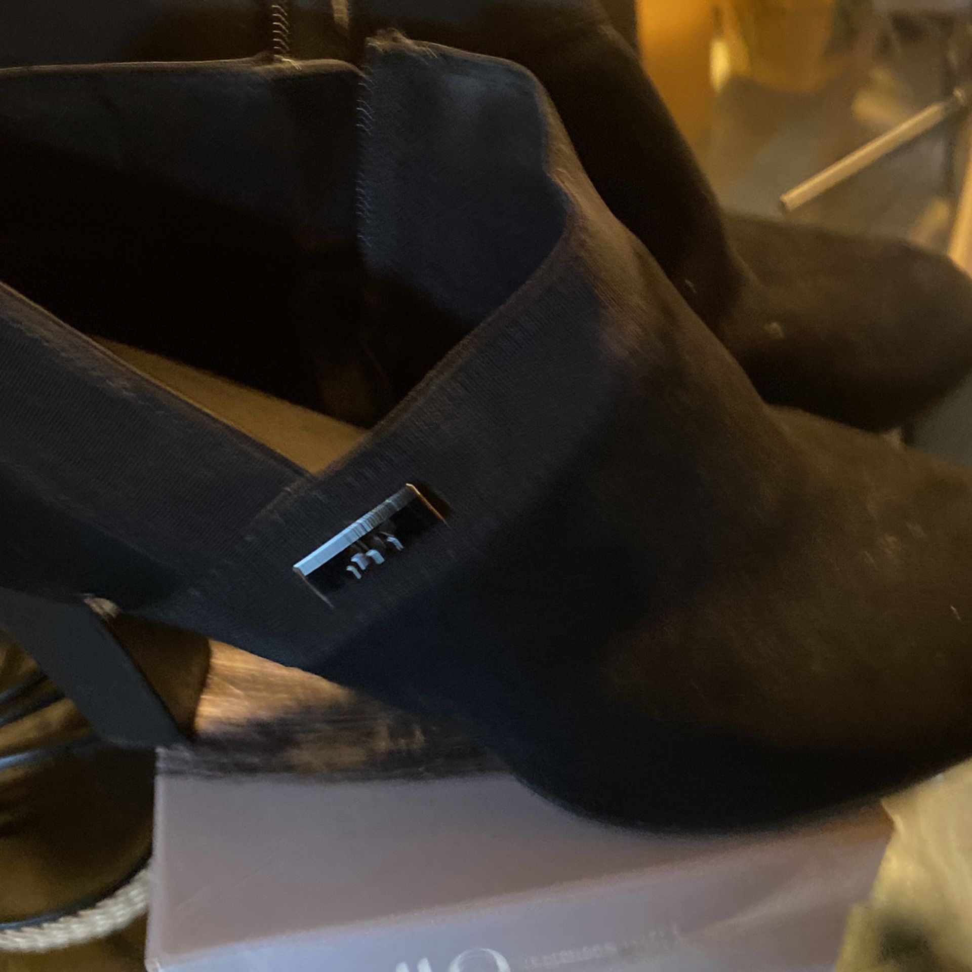 Like New Size 11