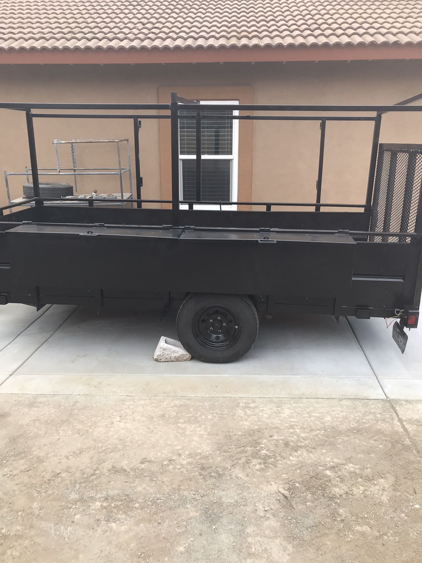 Trailer For Landscaping Or Construction 5x12 X2 Pink In Hand