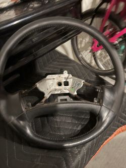 Steering wheel from a 92 ford 150