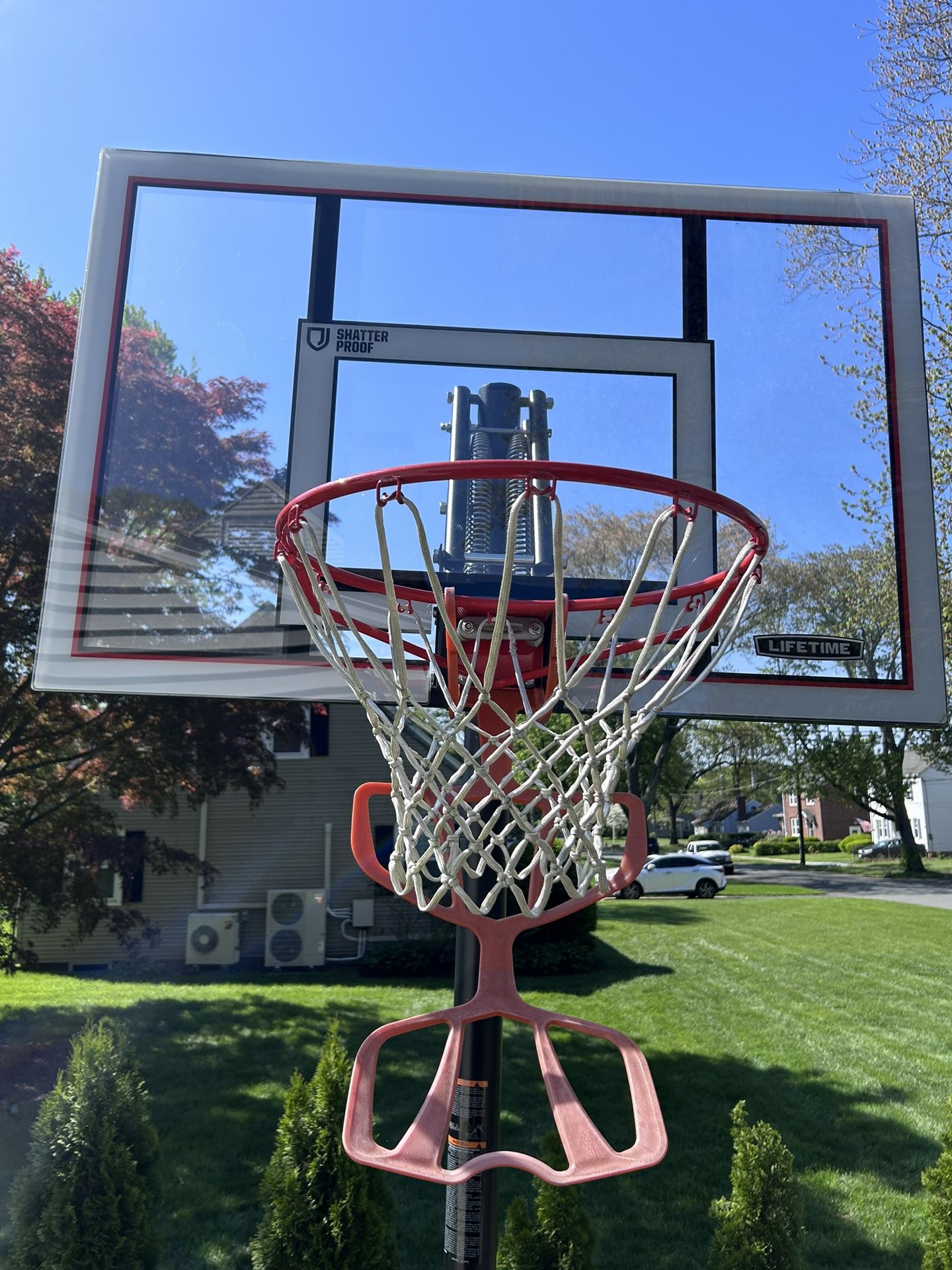Expandable Basketball Hoop