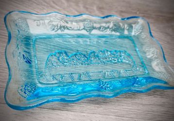 Indiana Glass Company Turquoise Glass "The Last Supper" Glass Trinket Dish