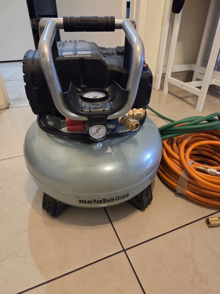 Metabo 6 Gallon Compressor W/ 2 Hoses