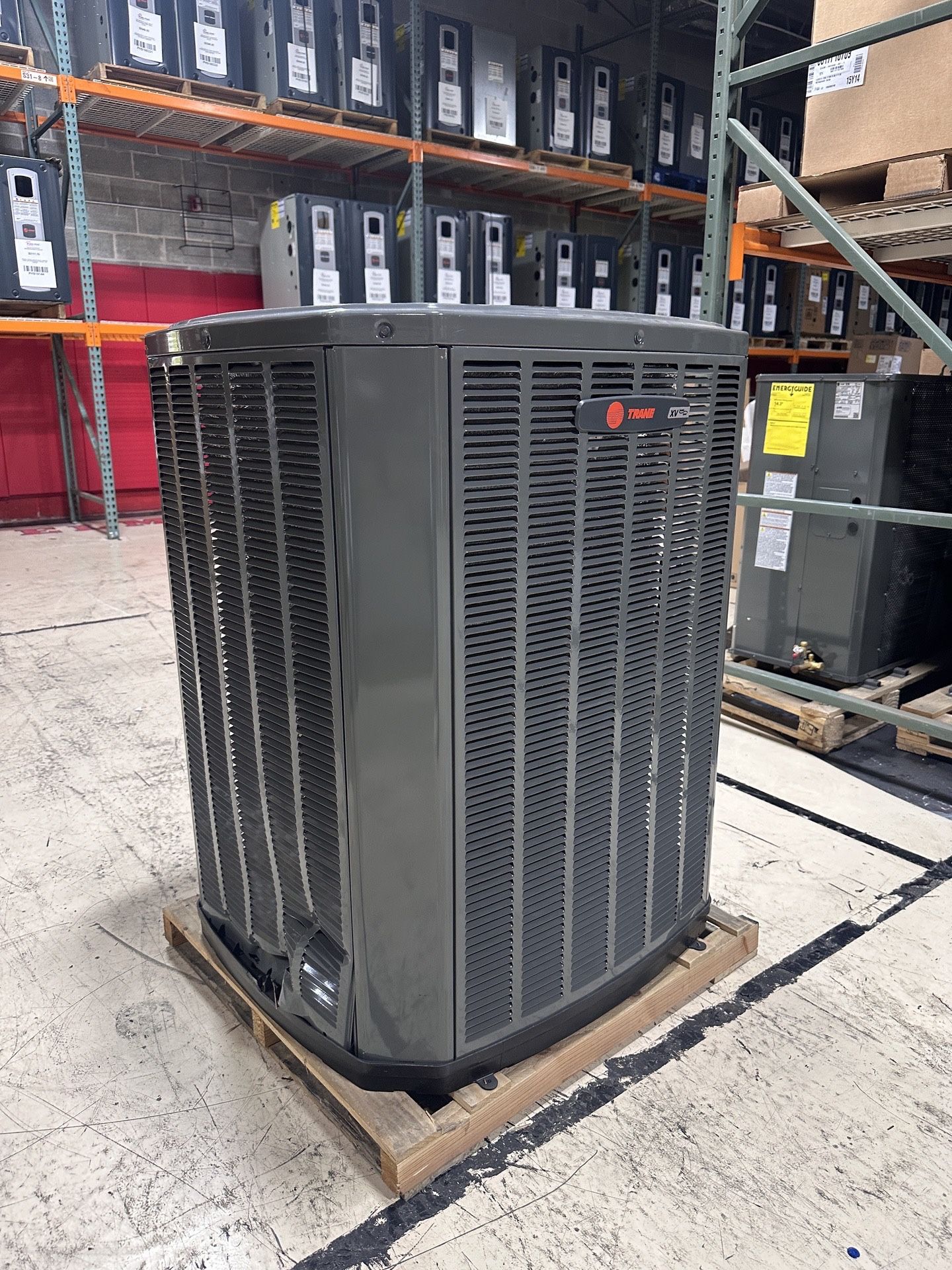 Trane 2 Ton AC Condenser 18 Seer2 R410A Se Habla Español