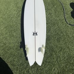 Larry Mabile 6’9” Twinzer