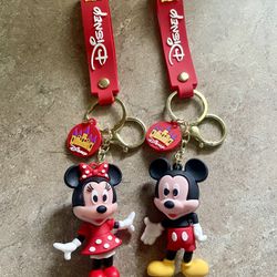 Brand New Minnie And Mickey Mouse Disney Keychain Set Gift 