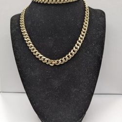 14kt Gold Cuban Link Chain
