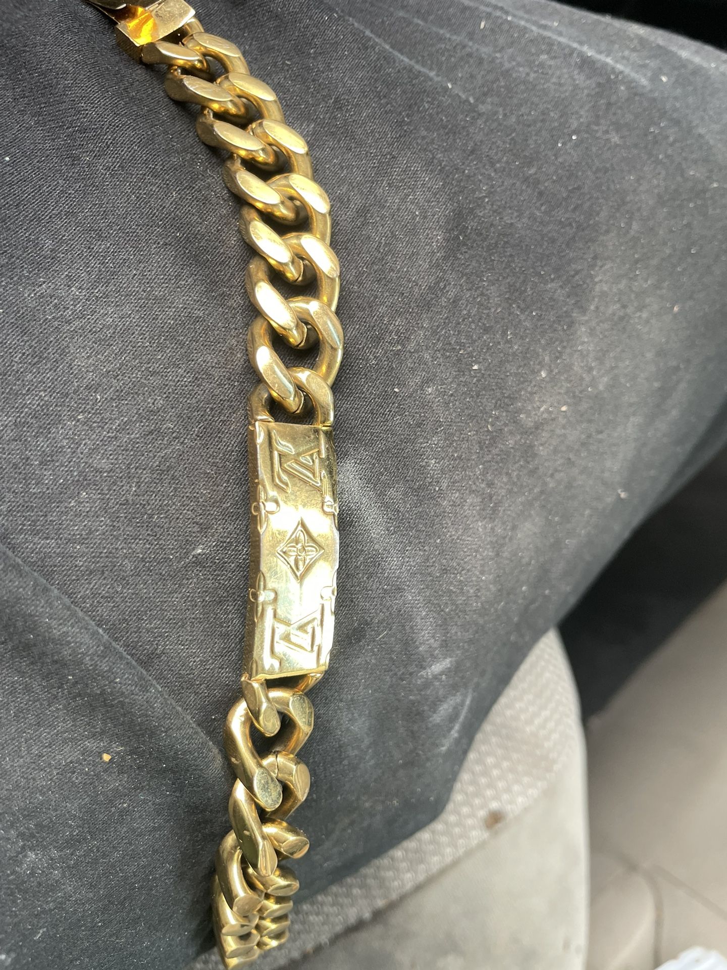 Louis Vuitton RARE Chain Link Bracelet- Monogram Rose Gold Tone,  Mens/Unisex for Sale in Chicago, IL - OfferUp