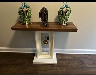 Entry table ( only the table not the decor)