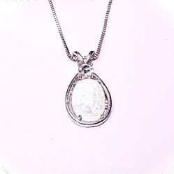 Brand New OPAL 925 Sterling Silver Pendant Necklace 