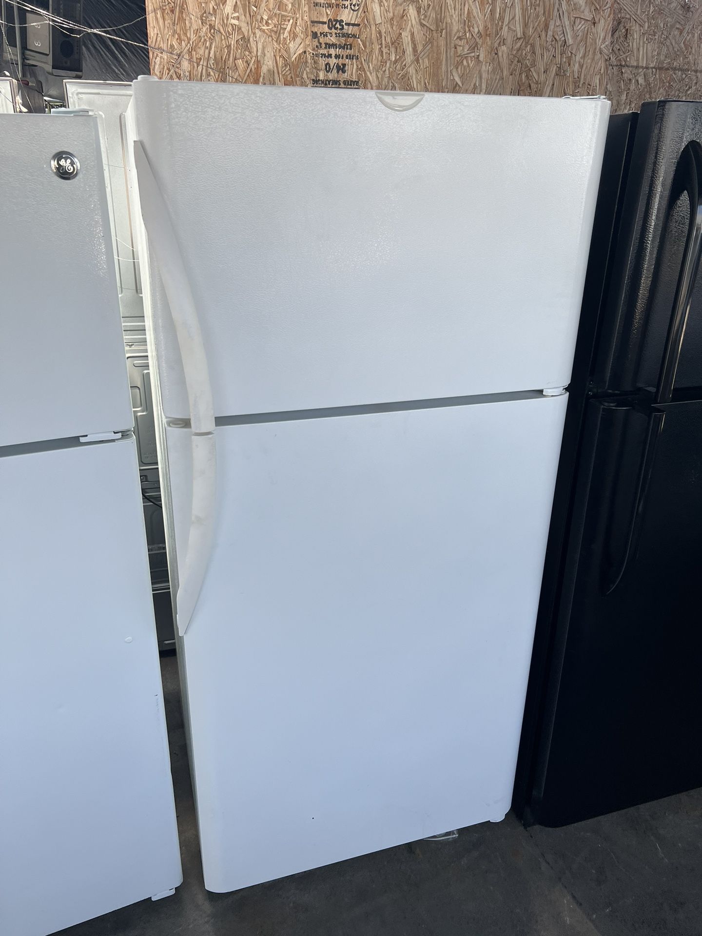 White Frigidaire Apt Size Fridge We Deliver And Install