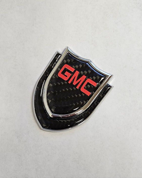 BRAND NEW GMC 1PCS Metal Real Carbon Fiber VIP Luxury Car Emblem Badge Decals  