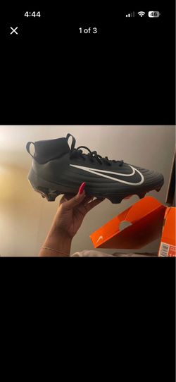 Football cleats