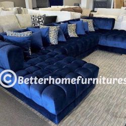 Brand new sectionals sofas couches in box// Home delivery available🏠// Finance available  $49 down.            ‼️LOWEST PRICES‼️