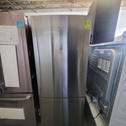 Refrigerator Haier