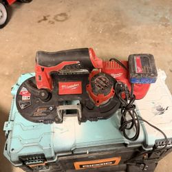 Milwaukee Bandsaw