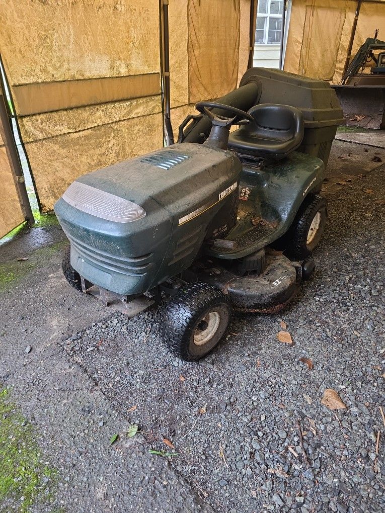 Craftsman Riding Mower