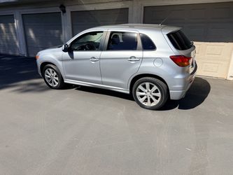 2012 Mitsubishi outlander sport/silver /suv