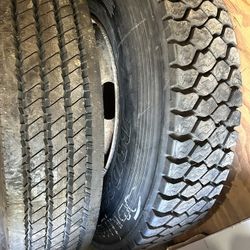 10R-22.5 Two Tires 