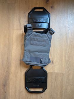 Rogue Plate Carrier With 20lb Of Plates For Rucking 