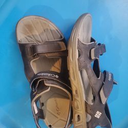 Columbia sandals waterproof  size 6 