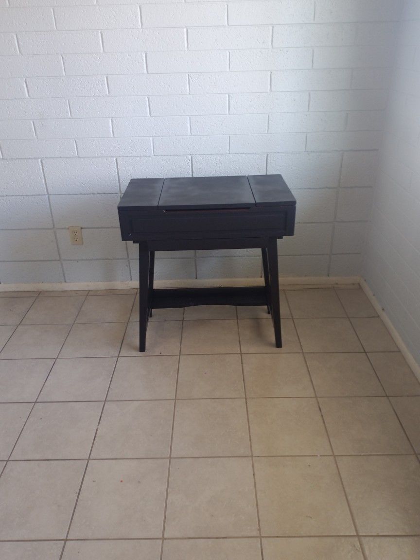 Makeup Vanity