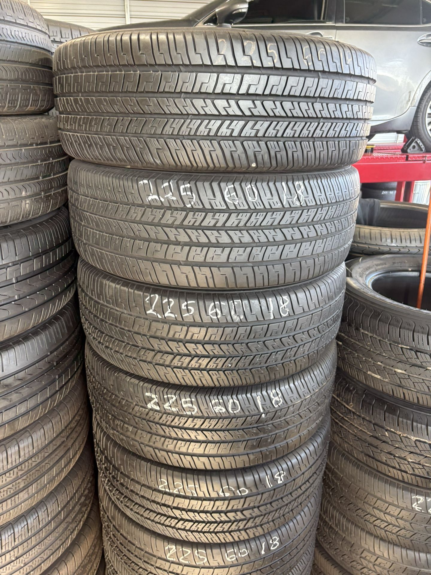 225/60r18 Goodyear RSA Tires In Great Shape 