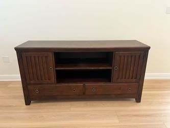 Living Room Furniture - American signature
