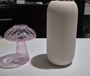 White vase and Mushroom vase