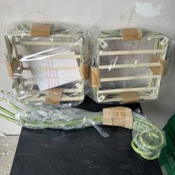 Hydrangea Plant Stand - Set of Two