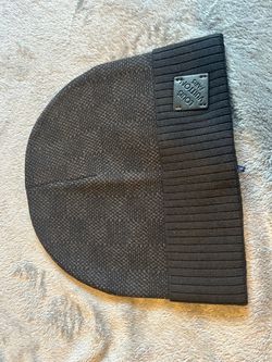 Grey/black patch beanie