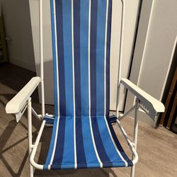Beach Chair Set + Umbrella – 4 Pieces – Great Condition