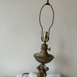 Vintage Antique Brass Cherub Crystal Hollywood Regency Table Lamp Light 