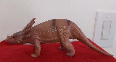 1985 Imperial Styracosaurus Brown Black Stripe Vintage Dinosaur Beast.