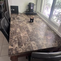 Comedor 5 Sillas Y Una Banca Larga 