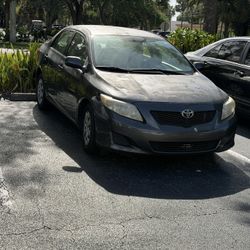 Toyota Corolla 2010