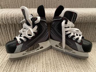 Bauer Vapor X30 Youth Size 12
