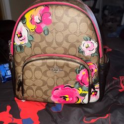 Coach Bag Brand New Only Used 3 To 4 Times