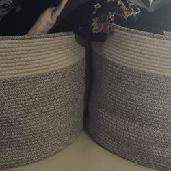 Pair of Extra Large Baskets - Excellent Condition - 2 Count