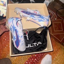 Kidsuper/Puma collab Christian Pulisic soccer cleats