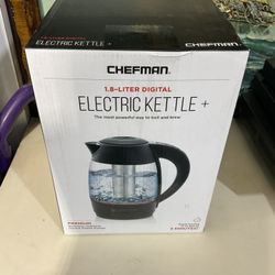 Chef man’s 1.8 L digital electric glass kettle