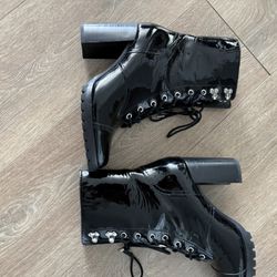 PAIGE Naomi Lace Up Bootie Size 9