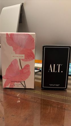 2 Women Perfume