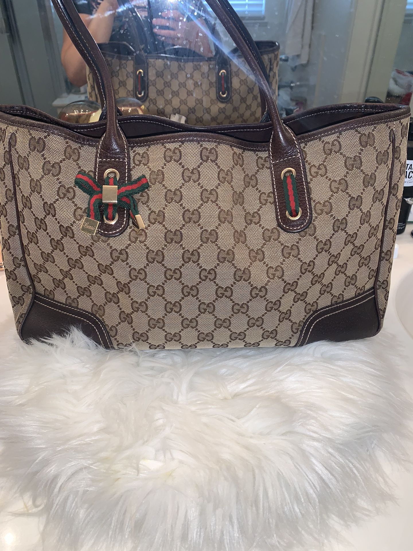 Authentic Gucci Sherryline Tote