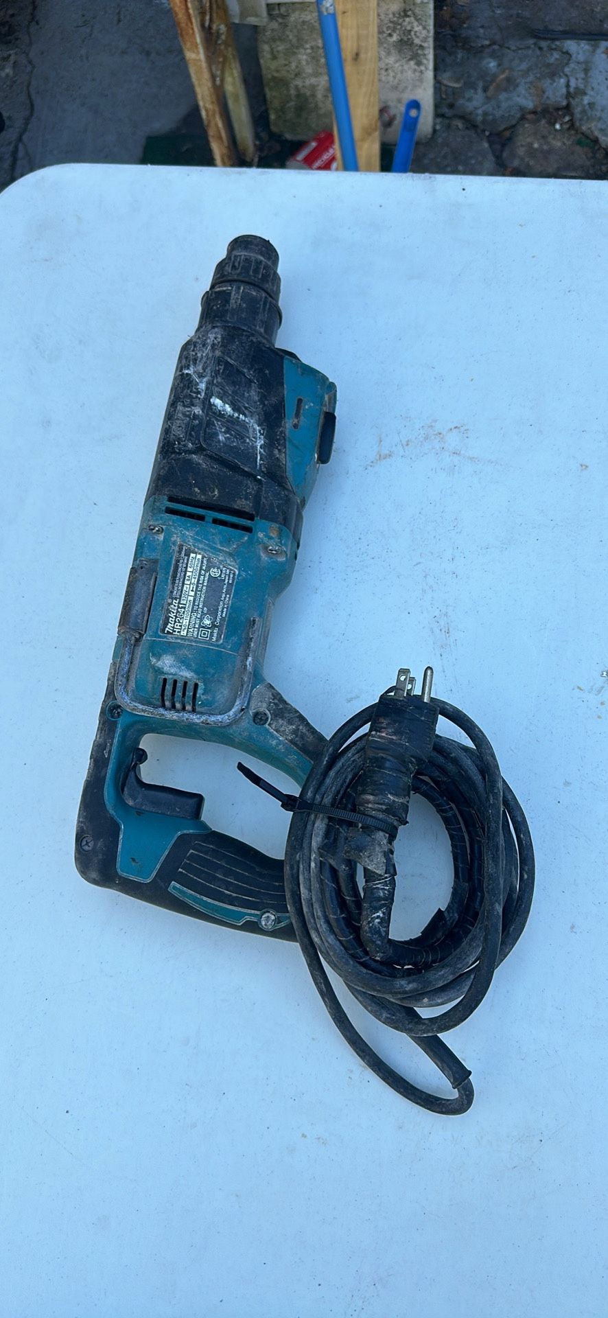 HR2641 Makita Hammer Drill