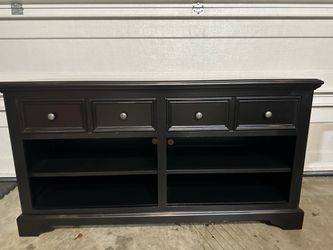 Beautiful Solid Wood Sideboard/ Buffet Cabinet