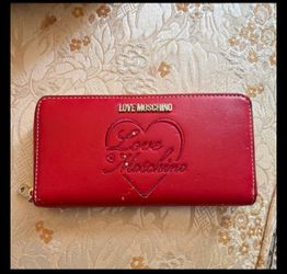 Love Moschino Women’s Red Zip-Around Wallet Heart Logo Zipper Credit Card