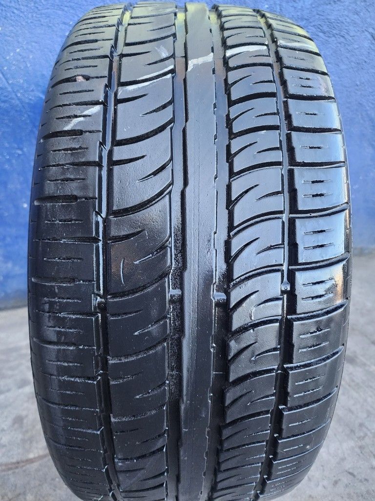 1 USED TIRE PIRELLI 265/35/22